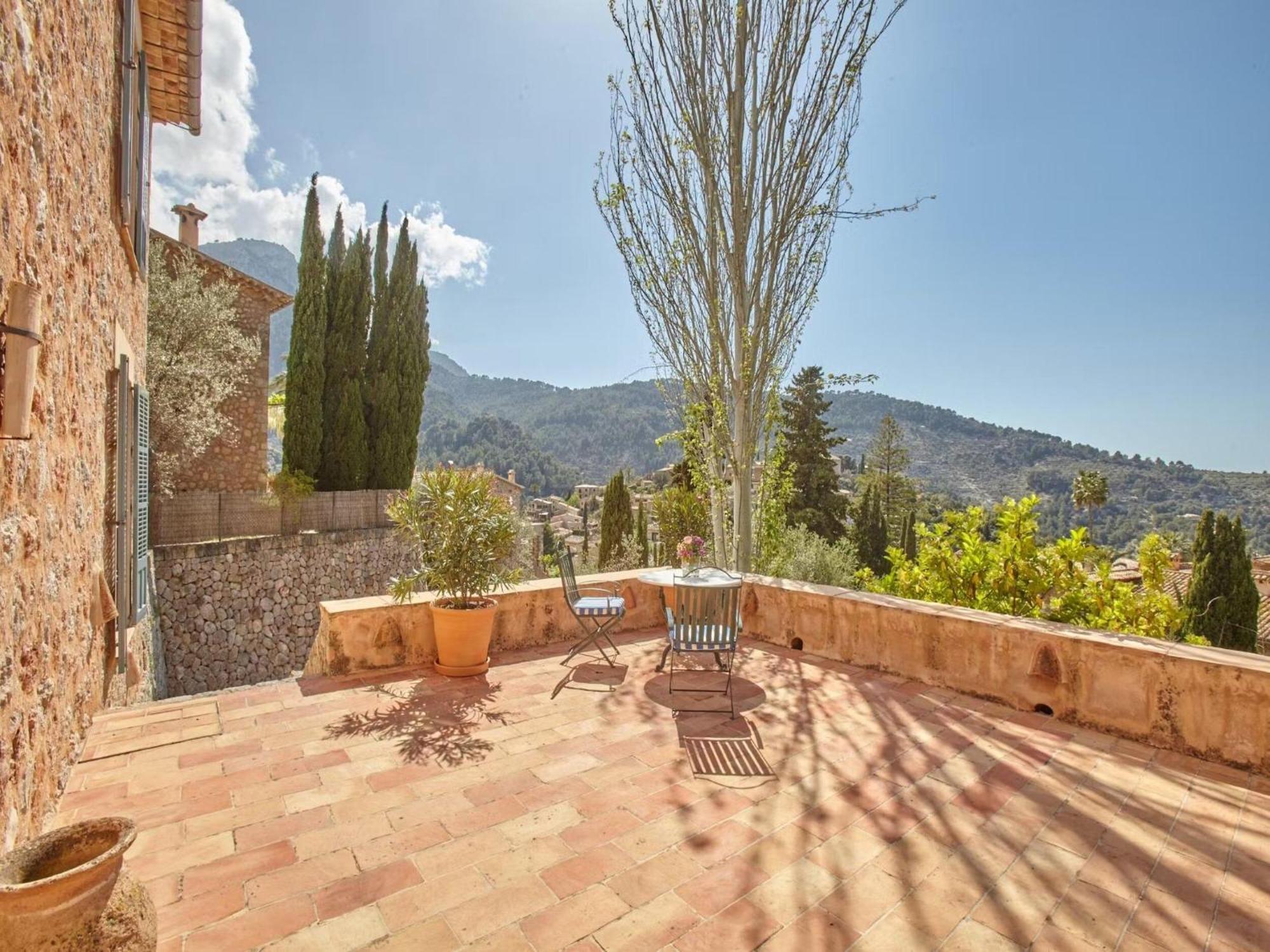 With Barbecue Area Villa